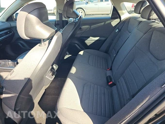 2025 Kia K4 EX - miniatura 13