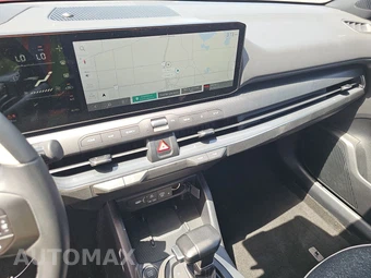 2025 Kia K4 GT-Line - miniatura 11
