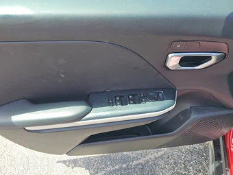 2025 Kia K4 GT-Line - miniatura 9