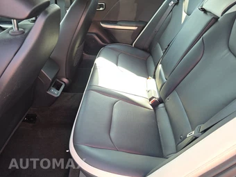 2025 Kia K4 GT-Line - miniatura 13