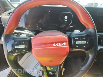 2025 Kia K4 GT-Line - miniatura 10