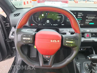 2025 Kia K4 GT-Line - miniatura 10