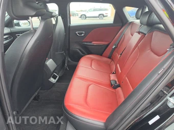 2025 Kia K4 GT-Line - miniatura 13