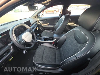 2025 Kia K4 GT-Line - miniatura 7