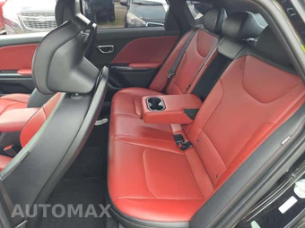 2025 Kia K4 GT-Line - miniatura 10