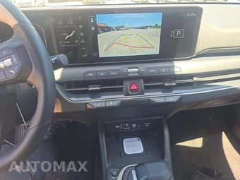 2025 Kia K4 GT-Line - miniatura 7