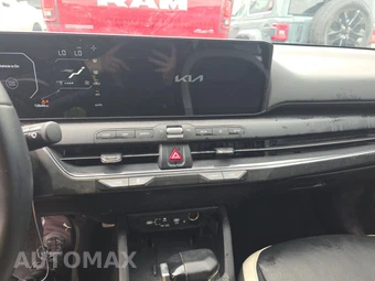 2025 Kia K4 GT-Line - miniatura 11