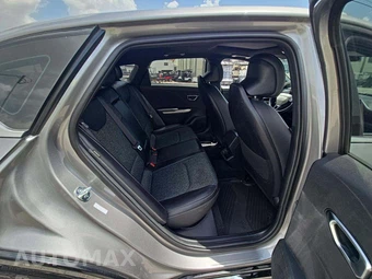 2025 Kia K4 GT-Line - miniatura 13