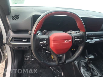 2025 Kia K4 GT-Line - miniatura 10