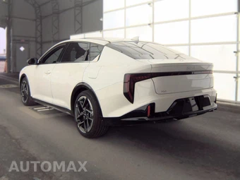 2025 Kia K4 GT-Line - miniatura 6