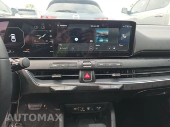 2025 Kia K4 GT-Line - miniatura 11