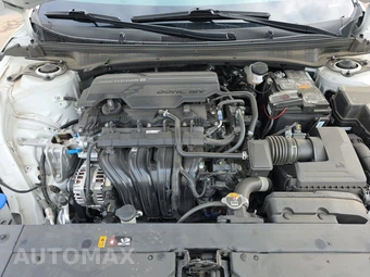 2025 Kia K4 GT-Line - miniatura 15