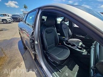 2025 Kia K4 GT-Line - miniatura 15