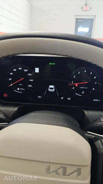 2025 Kia K4 GT-Line - miniatura 17