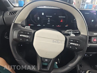 2025 Kia K4 GT-Line - miniatura 10