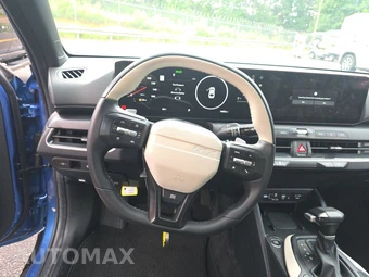 2025 Kia K4 GT-Line - miniatura 10