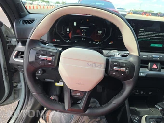 2025 Kia K4 GT-Line - miniatura 10