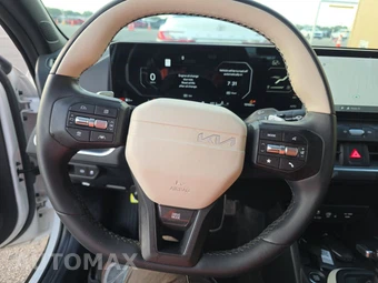 2025 Kia K4 GT-Line - miniatura 10