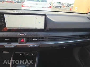 2025 Kia K4 GT-Line - miniatura 11