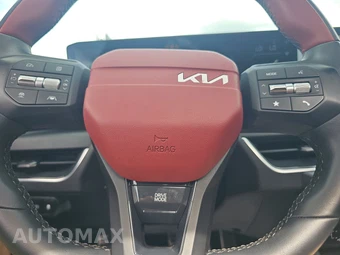 2025 Kia K4 GT-Line Turbo - miniatura 10
