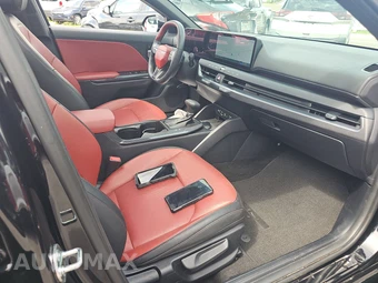 2025 Kia K4 GT-Line Turbo - miniatura 8