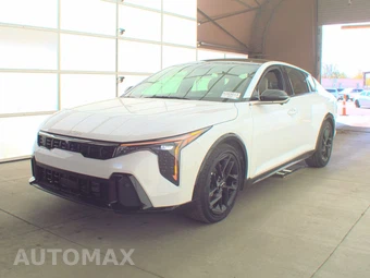 2025 Kia K4 GT-Line Turbo