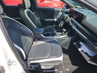 2025 Kia K4 GT-Line Turbo - miniatura 14