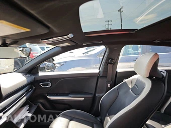 2025 Kia K4 GT-Line Turbo - miniatura 17