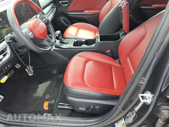 2025 Kia K4 GT-Line Turbo - miniatura 7