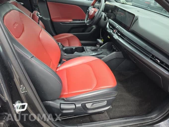 2025 Kia K4 GT-Line Turbo - miniatura 8