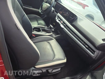 2025 Kia K4 GT-Line Turbo - miniatura 8