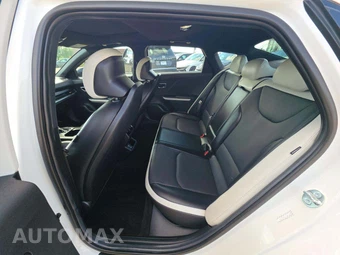 2025 Kia K4 GT-Line Turbo - miniatura 10