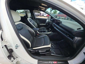 2025 Kia K4 GT-Line Turbo - miniatura 15