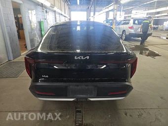2025 Kia K4 LX - miniatura 5