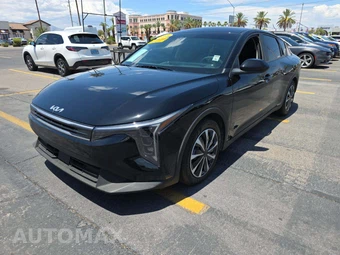 2025 Kia K4 LX