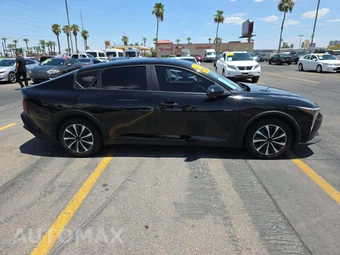 2025 Kia K4 LX - miniatura 4