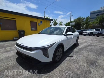 2025 Kia K4 LX