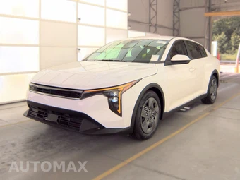 2025 Kia K4 LX