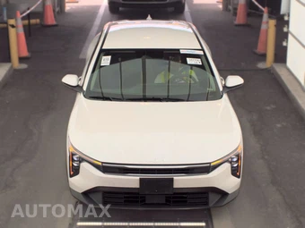 2025 Kia K4 LXS - miniatura 2