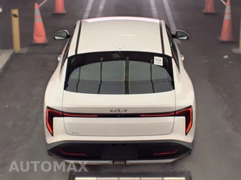 2025 Kia K4 LXS - miniatura 5