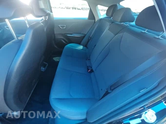 2025 Kia K4 LXS - miniatura 13