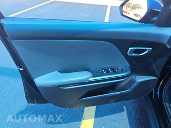2025 Kia K4 LXS - miniatura 9