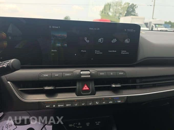 2025 Kia K4 LXS - miniatura 7