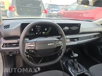 2025 Kia K4 LXS - miniatura 11