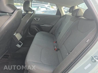 2025 Kia K4 LXS - miniatura 13
