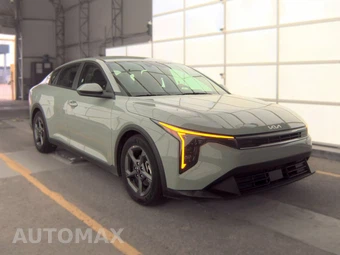 2025 Kia K4 LXS - miniatura 3
