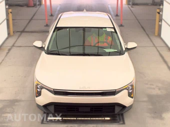 2025 Kia K4 LXS - miniatura 2