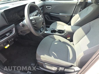 2025 Kia K4 LXS - miniatura 7
