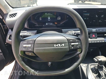 2025 Kia K4 LXS - miniatura 10