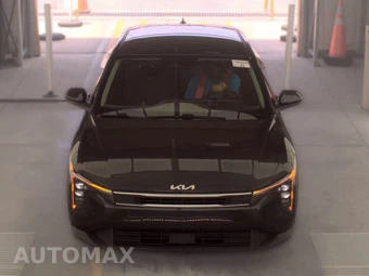 2025 Kia K4 LXS - miniatura 2